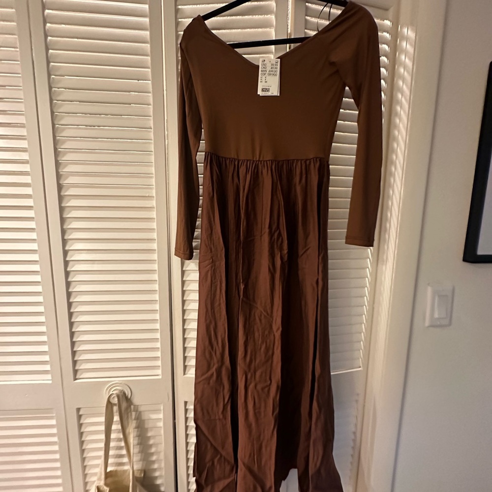 Elegant Brown Long Sleeve Dress